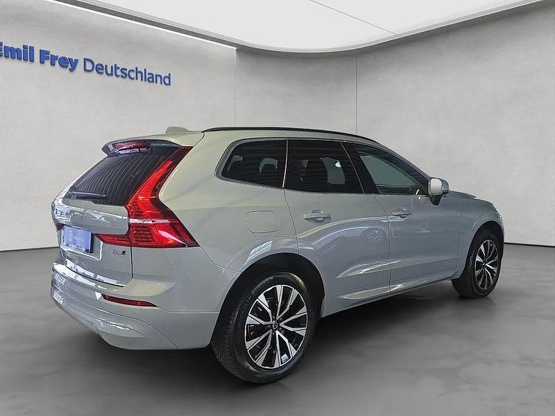 Gebraucht Volvo XC60 Core 250 PS (183 kW) 2024 Grau SUV