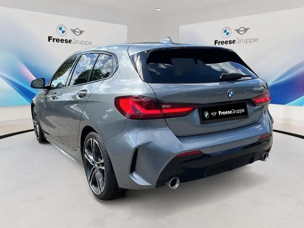 Gebraucht BMW 118 Performance 150 PS (110 kW) 2024 Silber Limousine