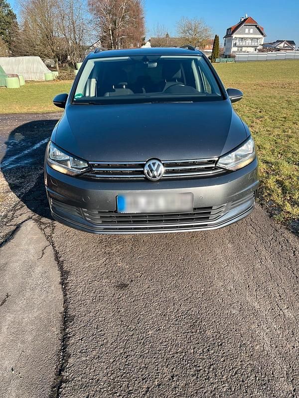 Gebraucht VW Touran 149 PS (109 kW) 2020 Grau Van / Kleinbus