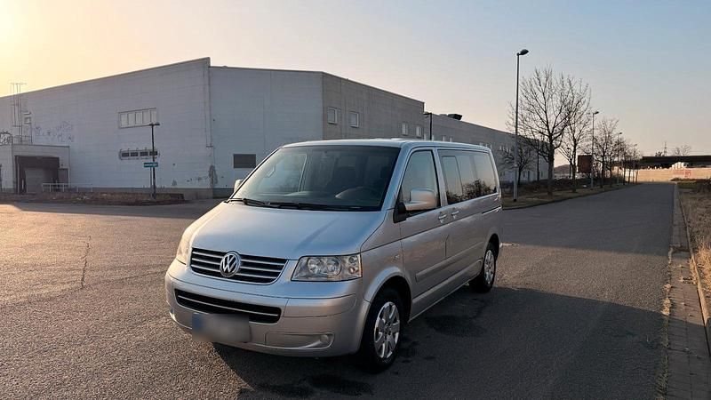 Używany VW T5 131 KM (96 kW) 2006 Srebrny Van