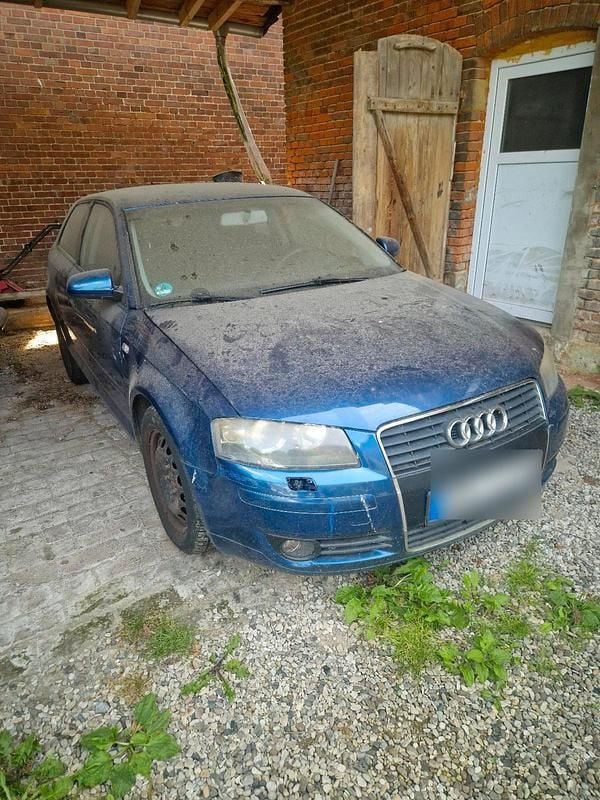 Blau Gebraucht 2002 Audi A3 Kleinwagen | 661 € (Superpreis) - Bild 1/4