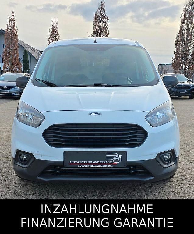 Gebraucht Ford Transit Trend 101 PS (74 kW) 2019 Weiß Van / Kleinbus