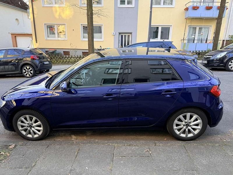 Gebraucht Audi A1 Advanced 95 PS (69 kW) 2023 Blau SUV