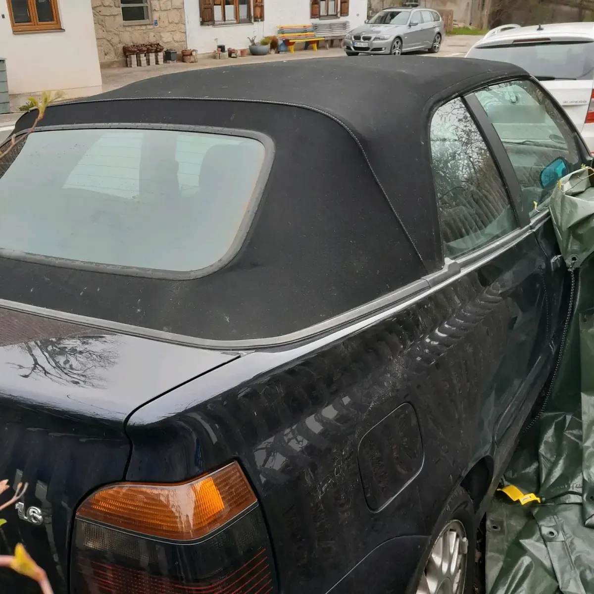 Gebraucht VW Golf 101 PS (74 kW) 2000 Schwarz Cabrio