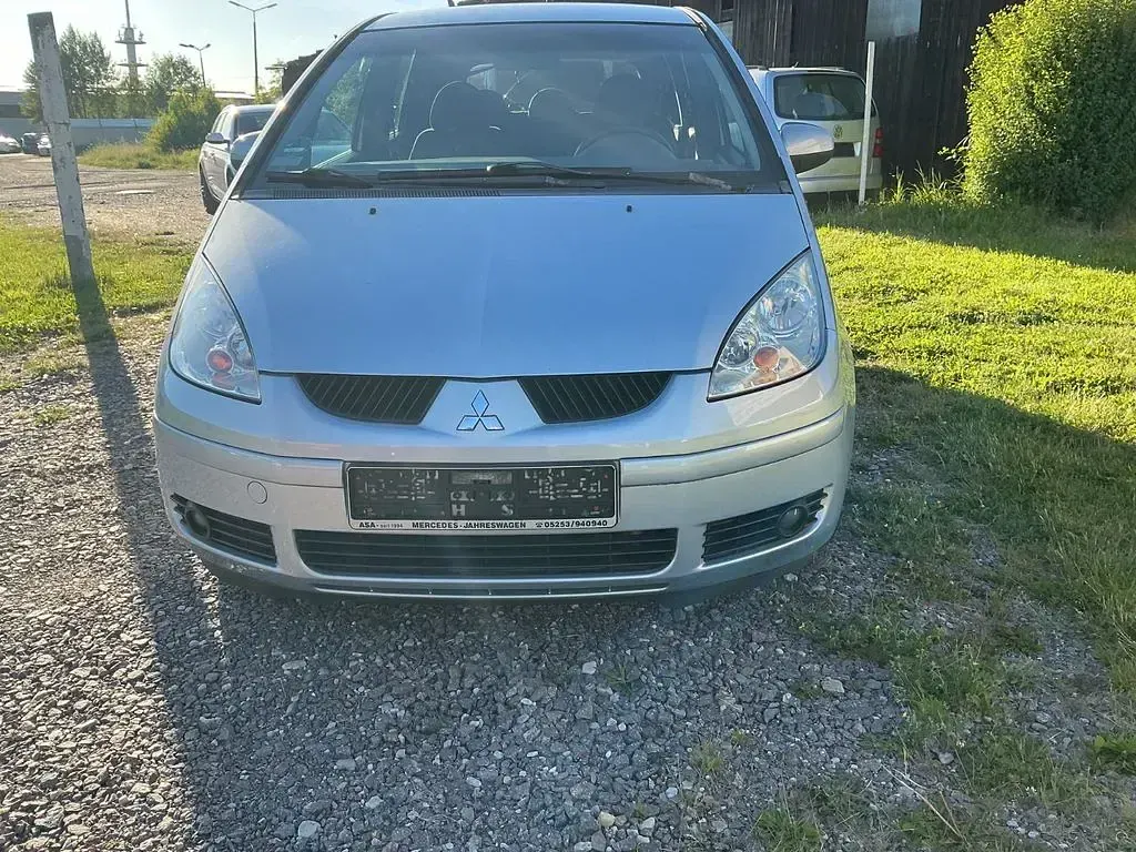 Gebraucht Mitsubishi Colt Instyle 109 PS (80 kW) 2004 Grau Kleinwagen