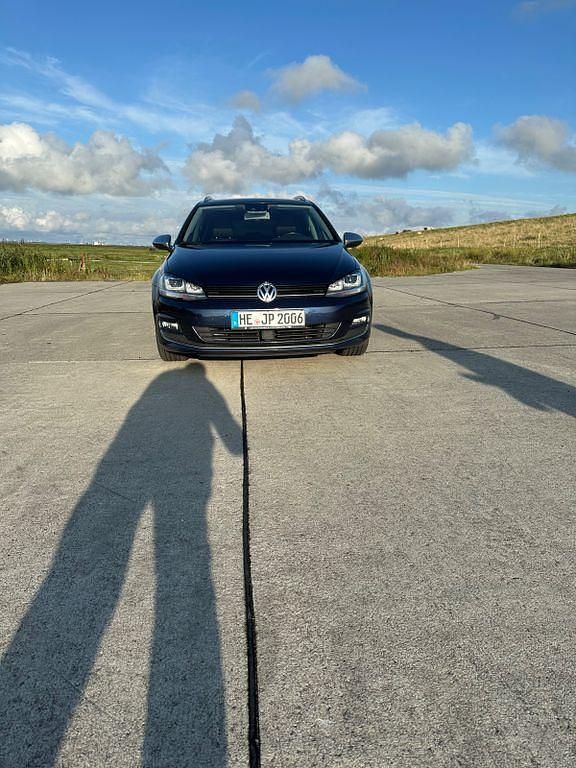 Blau Gebraucht 2013 VW Golf VII Highline Kombi | 9.500 € (Fairer Preis) - Bild 1/4