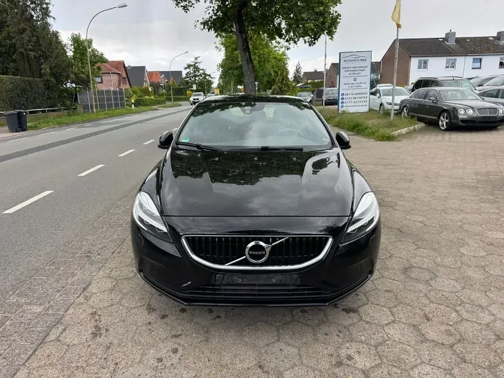 Brugt Volvo V40 150 HK (110 kW) 2018 Sort Sedan
