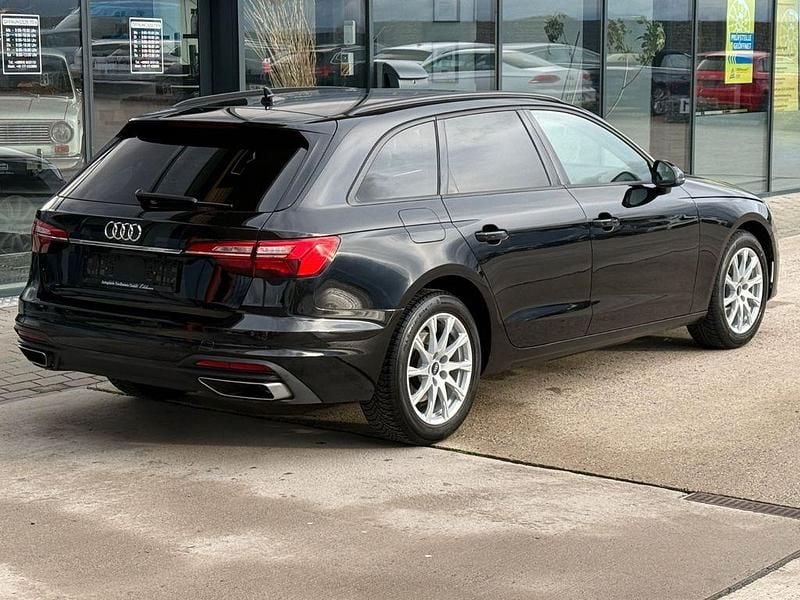 Gebraucht Audi A4 150 PS (110 kW) 2022 Schwarz Kombi