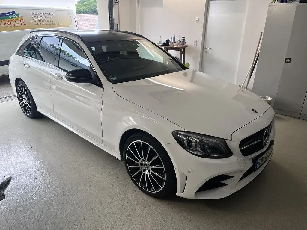 Gebraucht Mercedes C400 333 PS (244 kW) 2019 Weiß Limousine