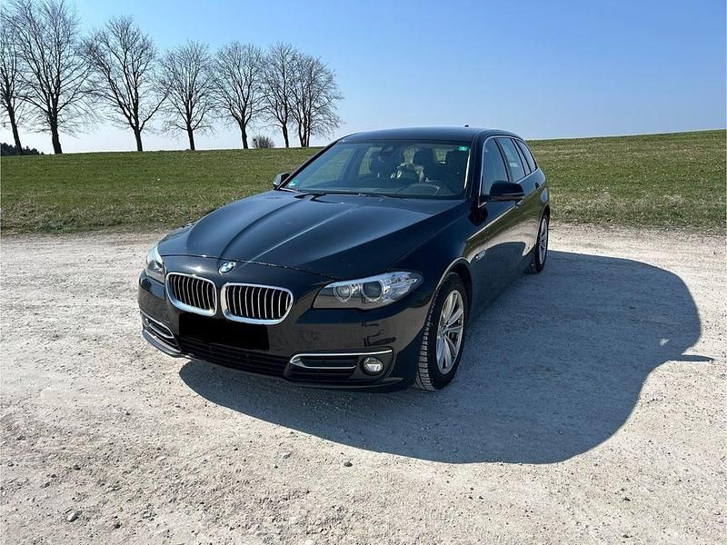 Gebraucht BMW 520 Luxury Line 190 PS (139 kW) 2015 Schwarz Limousine