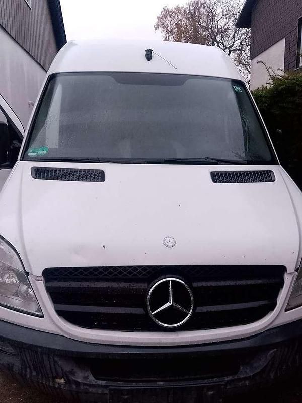 Gebraucht 2011 Mercedes 316 Van | 3.500 € - Bild 1/4