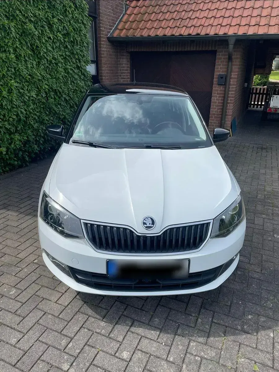Gebraucht Skoda Fabia Style 90 PS (66 kW) 2015 Weiß Limousine