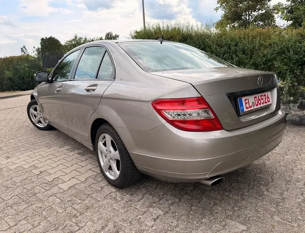 Gebraucht Mercedes C200 184 PS (135 kW) 2007 Silber Limousine