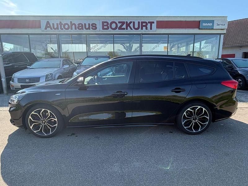 Usata Ford Focus ST-Line 120 CV (88 kW) 2018 Nero Berlina