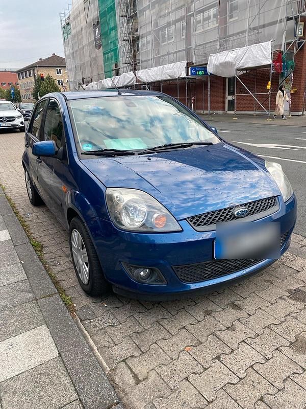 Blau Gebraucht 2008 Ford Fiesta Kleinwagen | 1.100 € (Guter Preis) - Bild 1/4