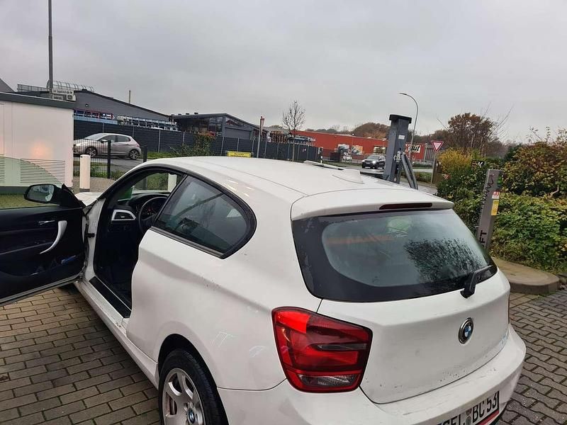 Gebraucht BMW 116 163 PS (119 kW) 2013 Weiß Kleinwagen