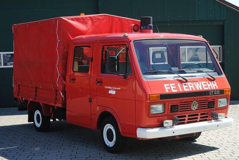 Second-hand VW LT 69 CP (50 kW) 1992 Roșu Monovolum