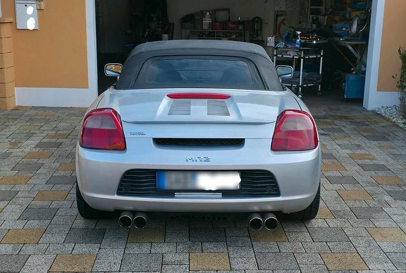 Gebraucht Toyota MR2 140 PS (102 kW) 2003 Silber Cabrio