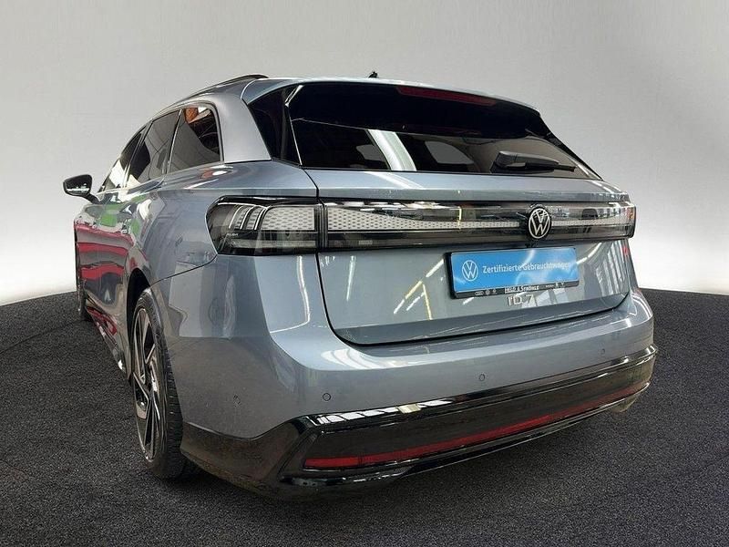 Gebraucht VW ID.7 Pro 210 kW (286 PS) 2025 Blau Kombi