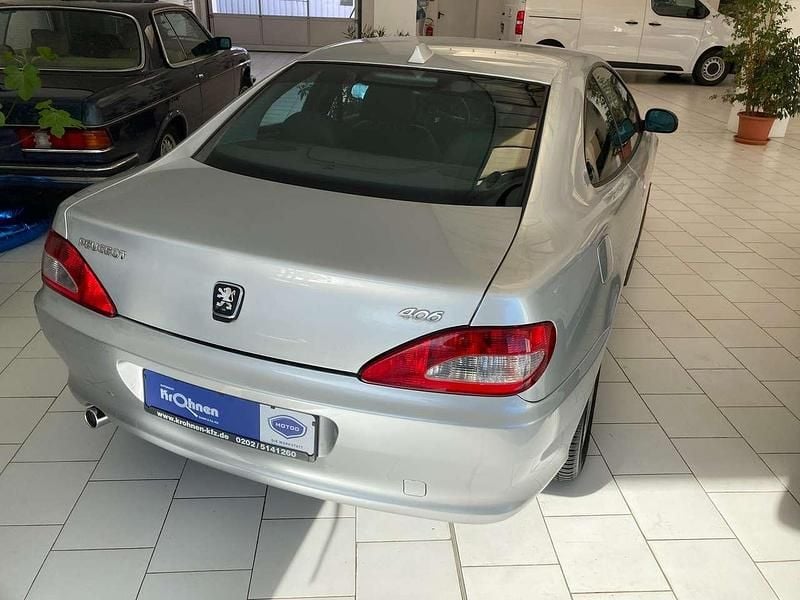 Gebraucht Peugeot 406 Coupe Premium 132 PS (97 kW) 1998 Tahlium silber Coupé