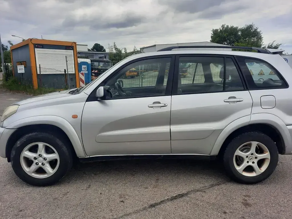 Gebraucht Toyota RAV4 150 PS (110 kW) 2002 Grau SUV