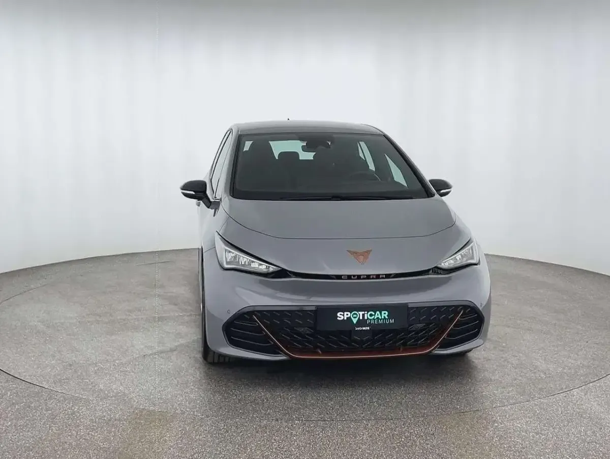 Second-hand Cupra Born Basis 150 kW (204 CP) 2023 Gri Hatchback