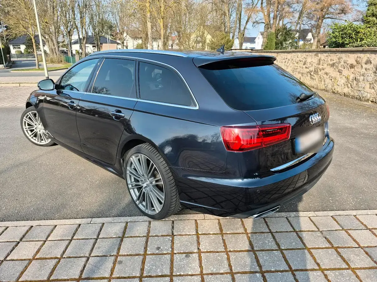 Gebraucht Audi A6 Sport 272 PS (200 kW) 2016 Blau Kombi