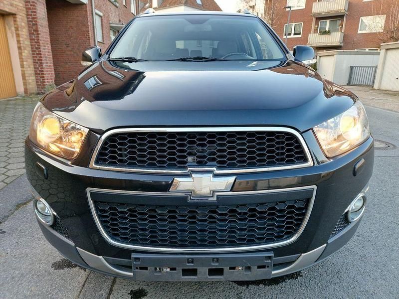 Gebraucht Chevrolet Captiva LTZ 258 PS (189 kW) 2012 Schwarz SUV