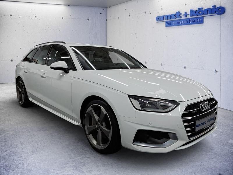 Używany Audi A4 Advanced 265 KM (194 kW) 2021 Biały Kombi