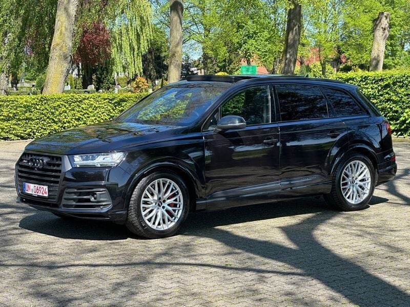 Orcaschwarz metallic Gebraucht 2018 Audi SQ7 Sport SUV | 29.950 € (Superpreis) - Bild 1/4