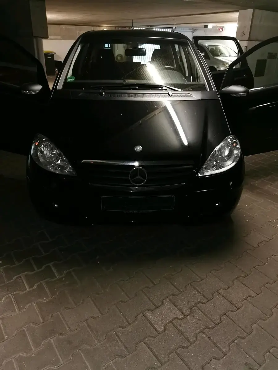 Gebraucht Mercedes A180 109 PS (80 kW) 2007 Schwarz Kleinwagen