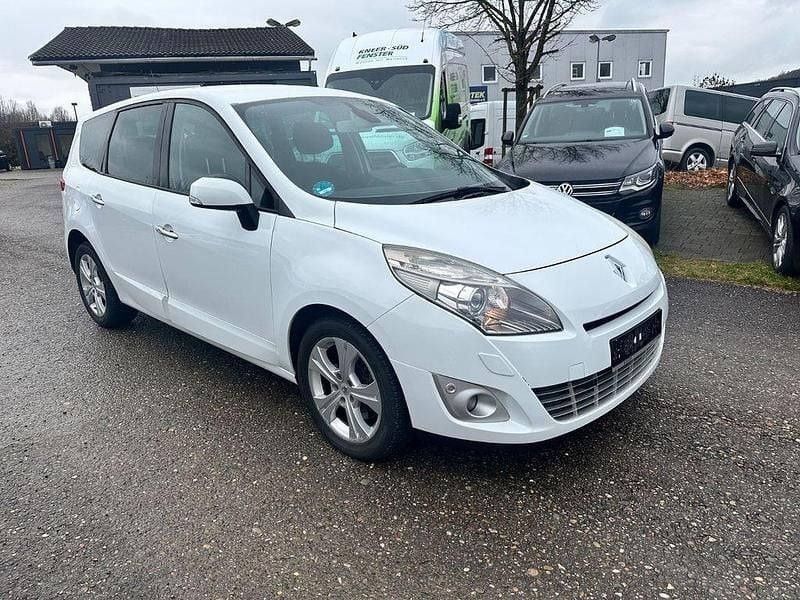 Weiß Gebraucht 2010 Renault Scénic III Dynamique Van / Kleinbus | 3.999 € (Fairer Preis) - Bild 1/4