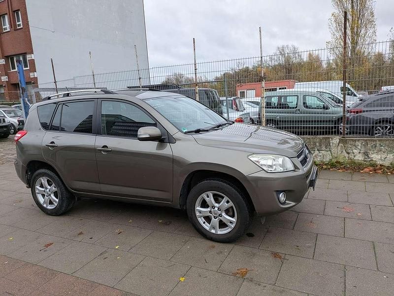 Gebraucht Toyota RAV4 Sol 158 PS (116 kW) 2009 Bronze mica metallic SUV