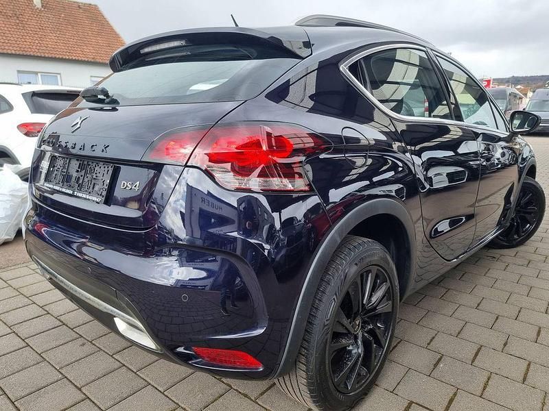 Gebraucht Citroën DS4 131 PS (96 kW) 2017 Blau Kleinwagen