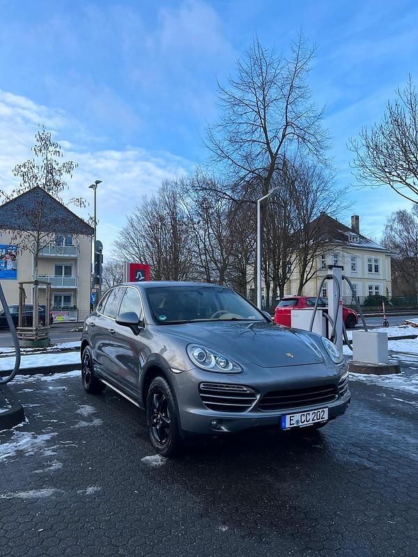 Gebraucht Porsche Cayenne 245 PS (180 kW) 2013 Grau SUV