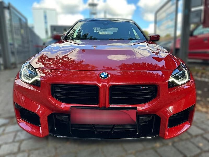 Rot Gebraucht 2023 BMW M2 Coupé | 65.880 € (Fairer Preis) - Bild 1/1