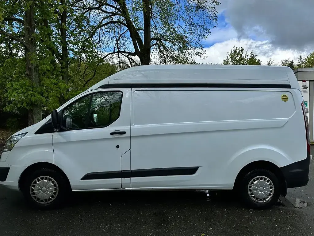 Gebraucht Ford Transit Custom 105 PS (77 kW) 2015 Weiß Van / Kleinbus