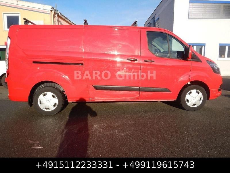 Gebraucht Ford Transit Custom Trend 131 PS (96 kW) 2019 Rot Van / Kleinbus