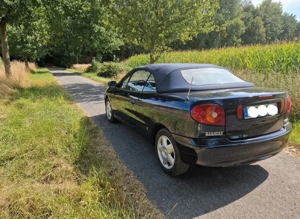 Gebraucht Renault Mégane Cabriolet 107 PS (78 kW) 2000 Blau Cabrio