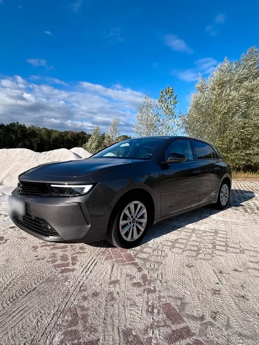 Gebraucht Opel Astra Elegance 131 PS (96 kW) 2023 Grau Kleinwagen