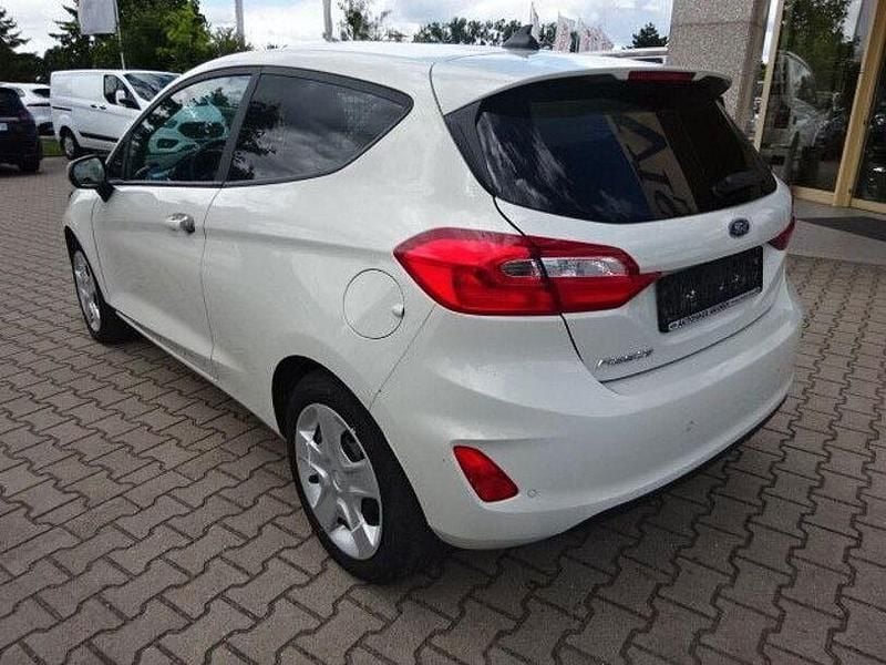 Gebraucht Ford Fiesta Titanium 75 PS (55 kW) 2020 Weiß Kleinwagen