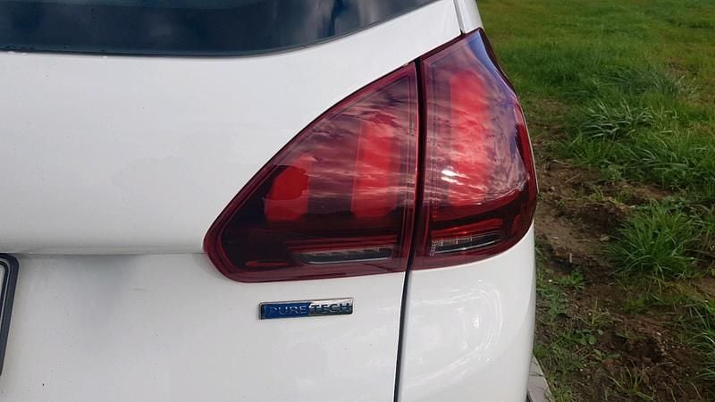 Gebraucht Peugeot 2008 Style 82 PS (60 kW) 2016 Weiß SUV