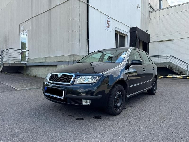 Schwarz Gebraucht 2003 Skoda Fabia Kleinwagen | 500 € (Superpreis) - Bild 1/4