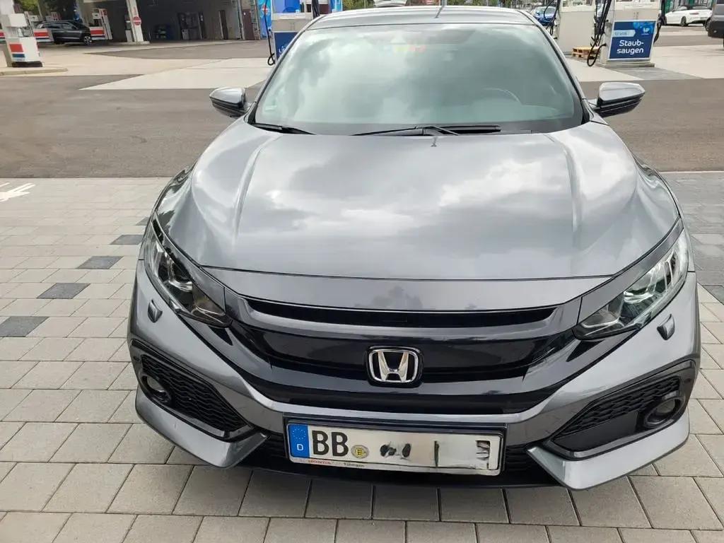Gebraucht Honda Civic Elegance 129 PS (94 kW) 2017 Grau Limousine