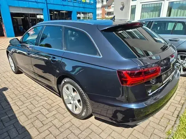 Gebraucht Audi A6 Business 190 PS (139 kW) 2015 Blau Kombi