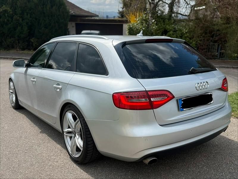 Gebraucht Audi A4 177 PS (130 kW) 2014 Silber Kombi