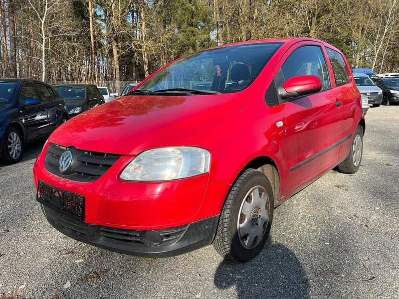 Gebraucht VW Fox Basis 54 PS (39 kW) 2006 Rot Kleinwagen