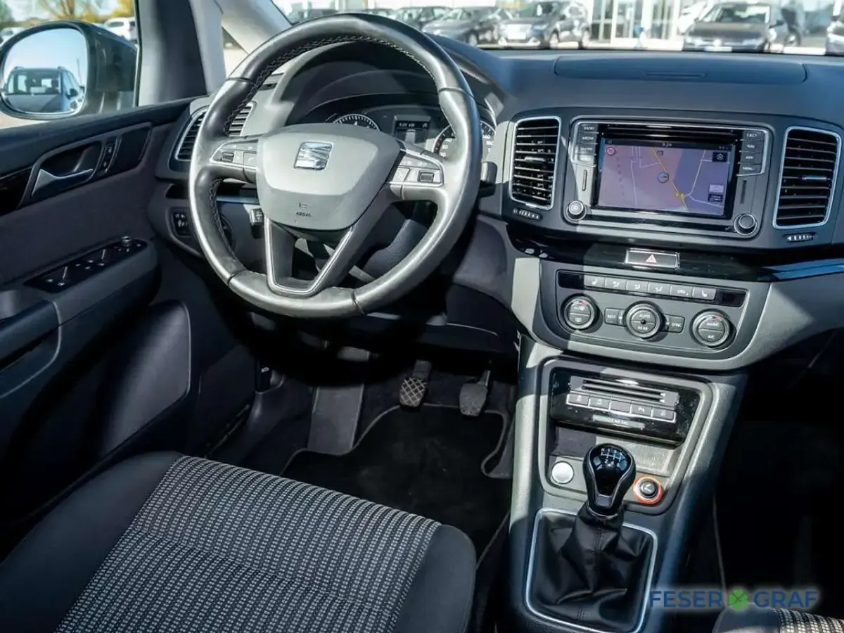 Gebraucht Seat Alhambra Style 150 PS (110 kW) 2021 Uranograu Van / Kleinbus