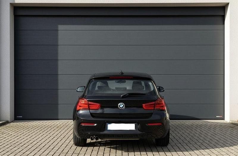 Gebraucht BMW 120 M Sport 190 PS (139 kW) 2015 Schwarz Kleinwagen