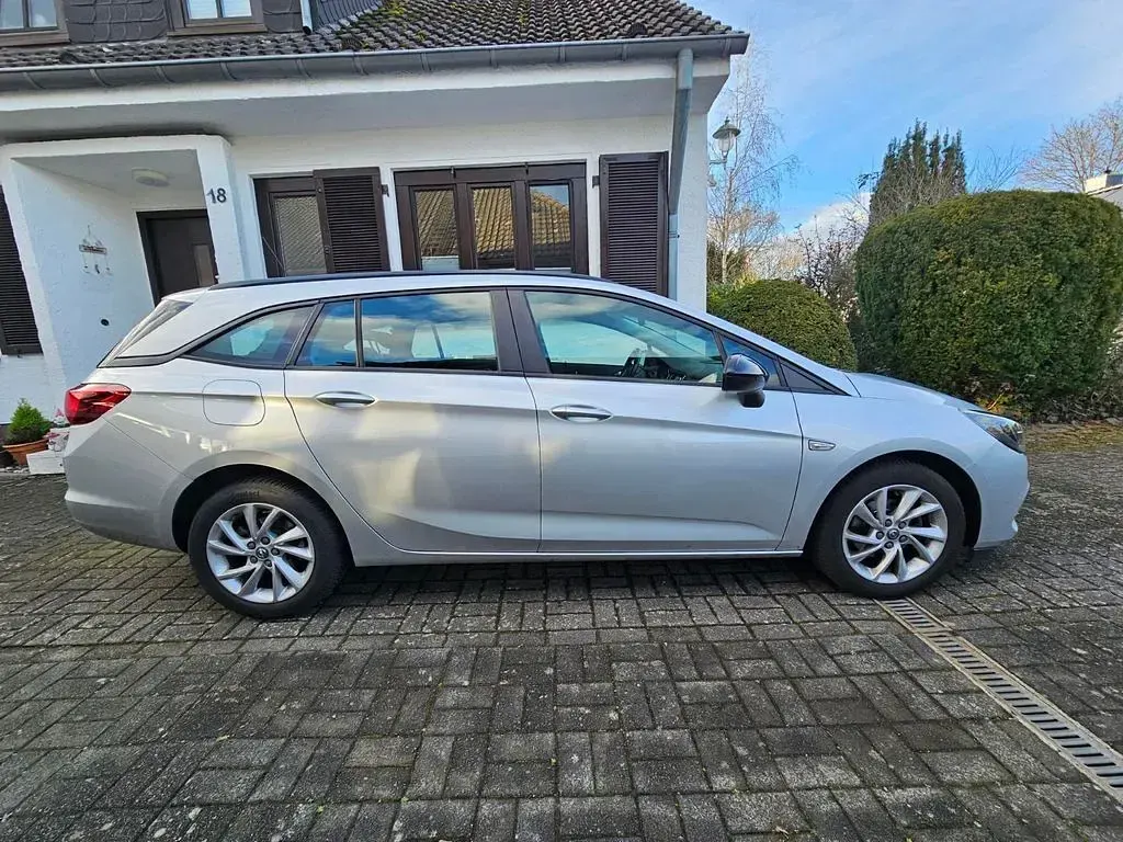 Gebraucht Opel Astra Business 131 PS (96 kW) 2021 Silber Kombi